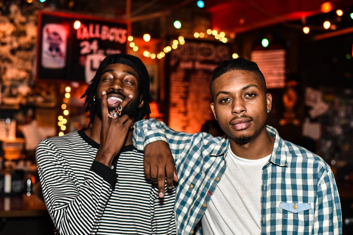 _WalkerOG's tweet image. Couple ah me brodies

#kviews