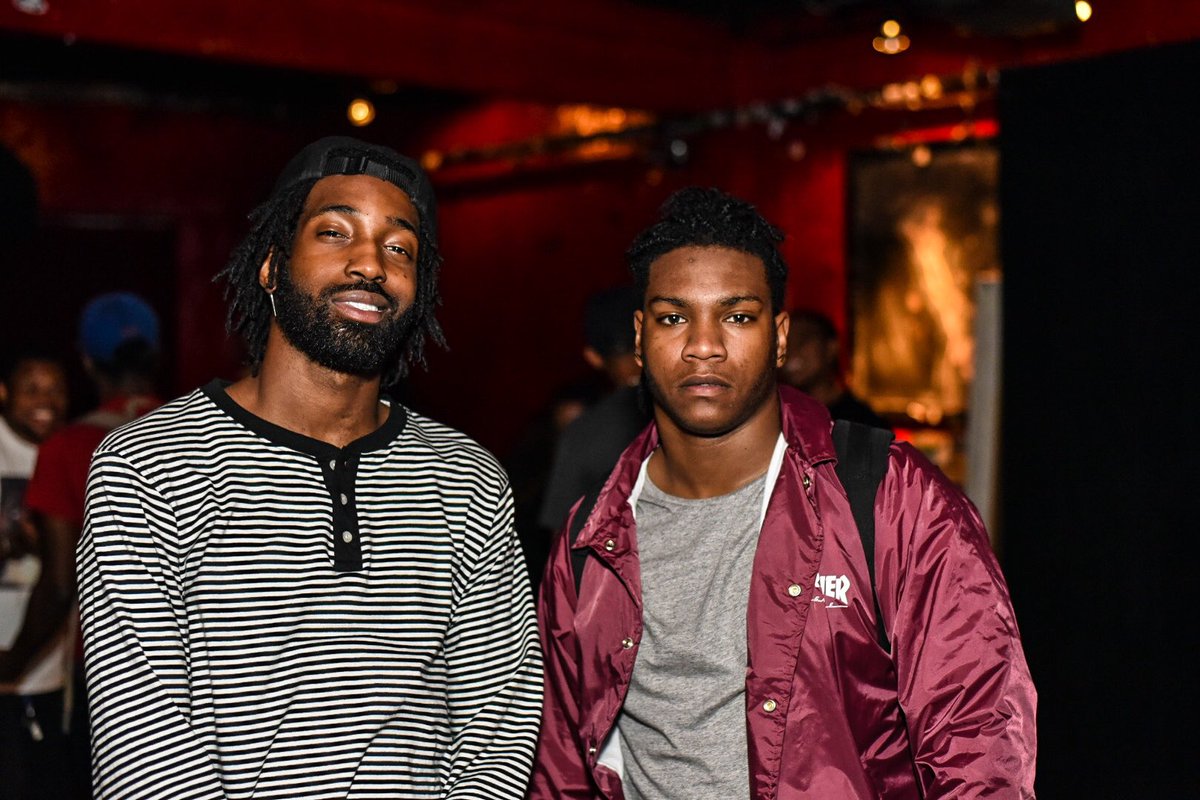 _WalkerOG's tweet image. Couple ah me brodies

#kviews