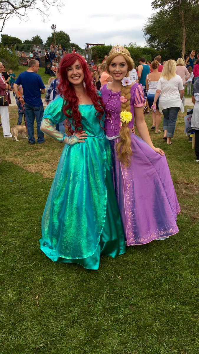 party_factory_'s tweet photo. Fantastic day at Llanrydian Holiday Park family fun day! #PartyFactory https://t.co/l5zgKIpJNW