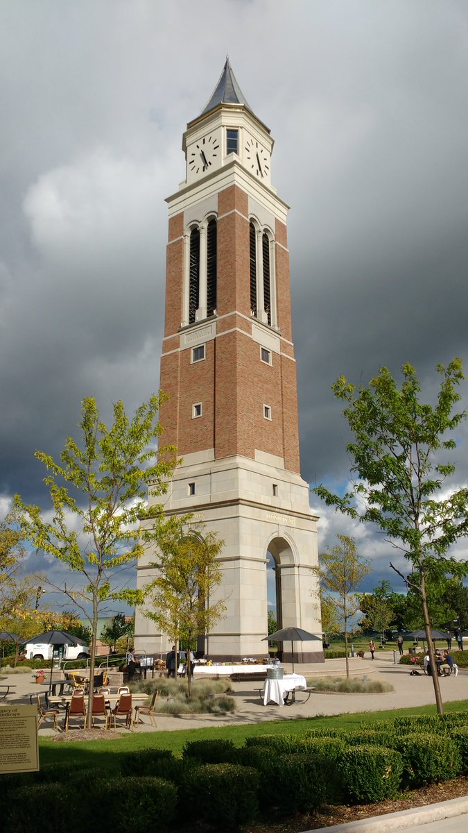 Waxon2619's tweet photo. @OUClocktower Great to be back at OU and good to see all 4 pairs of hands intact! https://t.co/DXl4ZEwAE6
