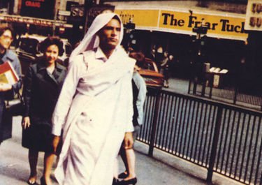 Thememorialmob's tweet photo. #OTD 1969 A #coup in #Libya brings #MuammarGaddafi to power toppling #KingIdris. He was trained in the UK. https://t.co/QnHoCU5fqL