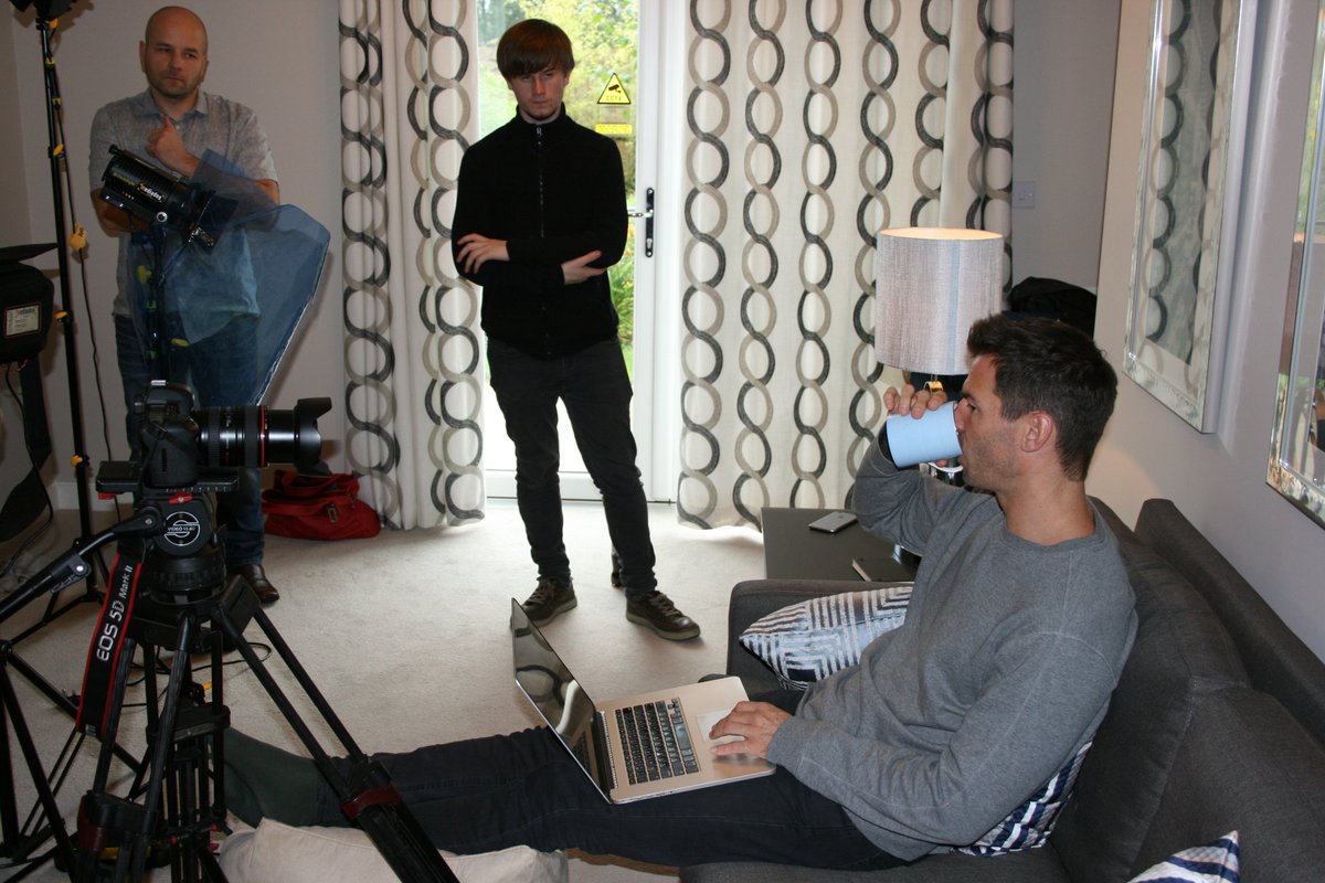 glowstonetech's tweet image. Find out what @Gazseddon did next after #classof92. Watch the video at youtu.be/f8b_VM_JwiY - Launching tomorrow.