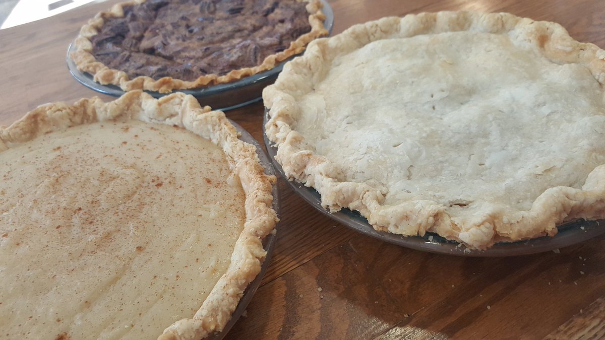 TedsWickedChef's tweet photo. The pies have arrived @tedsmarket from our friends @ walnut hill catering and events Sugar cream, pecan &amp; figi apple https://t.co/YMN8Z1AZur