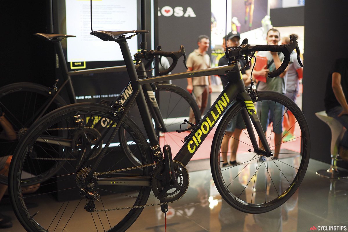 Massive photo gallery from #Eurobike2016 available here cyclingtips.com/2016/09/eurobi…. More tomorrow!