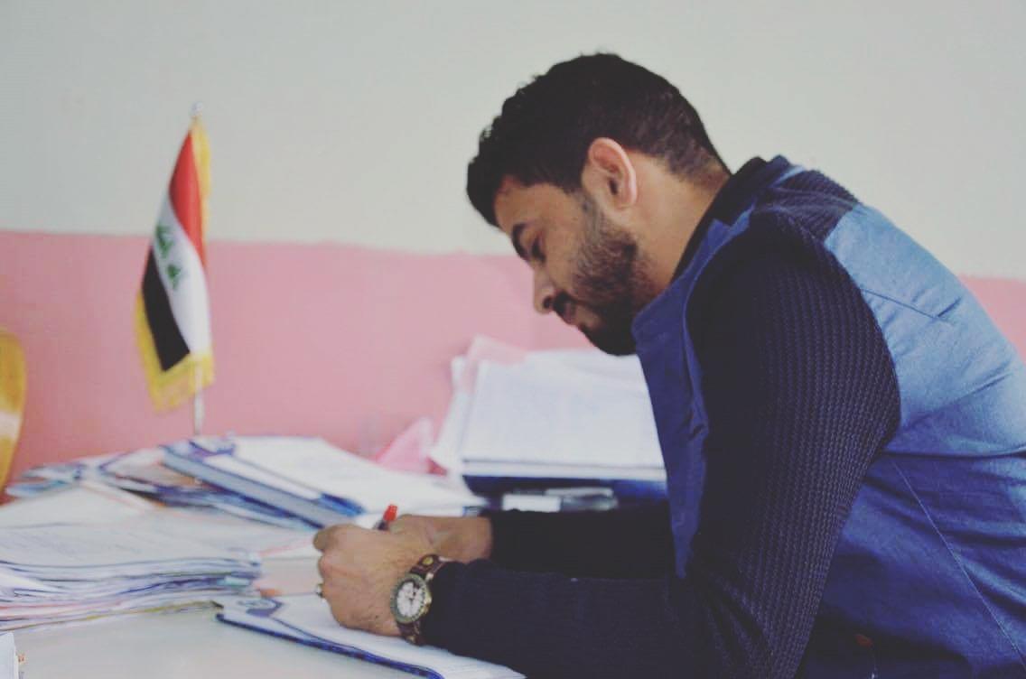 hasan77064's tweet photo. هُناك من يشعر بك من صوتك ,,
و هُناك من يشعر بك من أسلوبُ كتابتك ,,
و هُناك من لا يشعر بك حتى وهو قريب منك ..!
 https://t.co/E3YaRevY1V