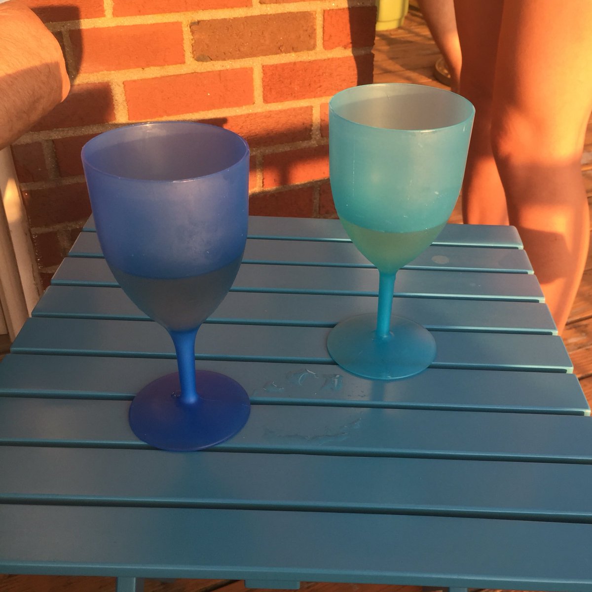 BethWatersNeuro's tweet image. Camouflaged wine glasses? #notarealproblem