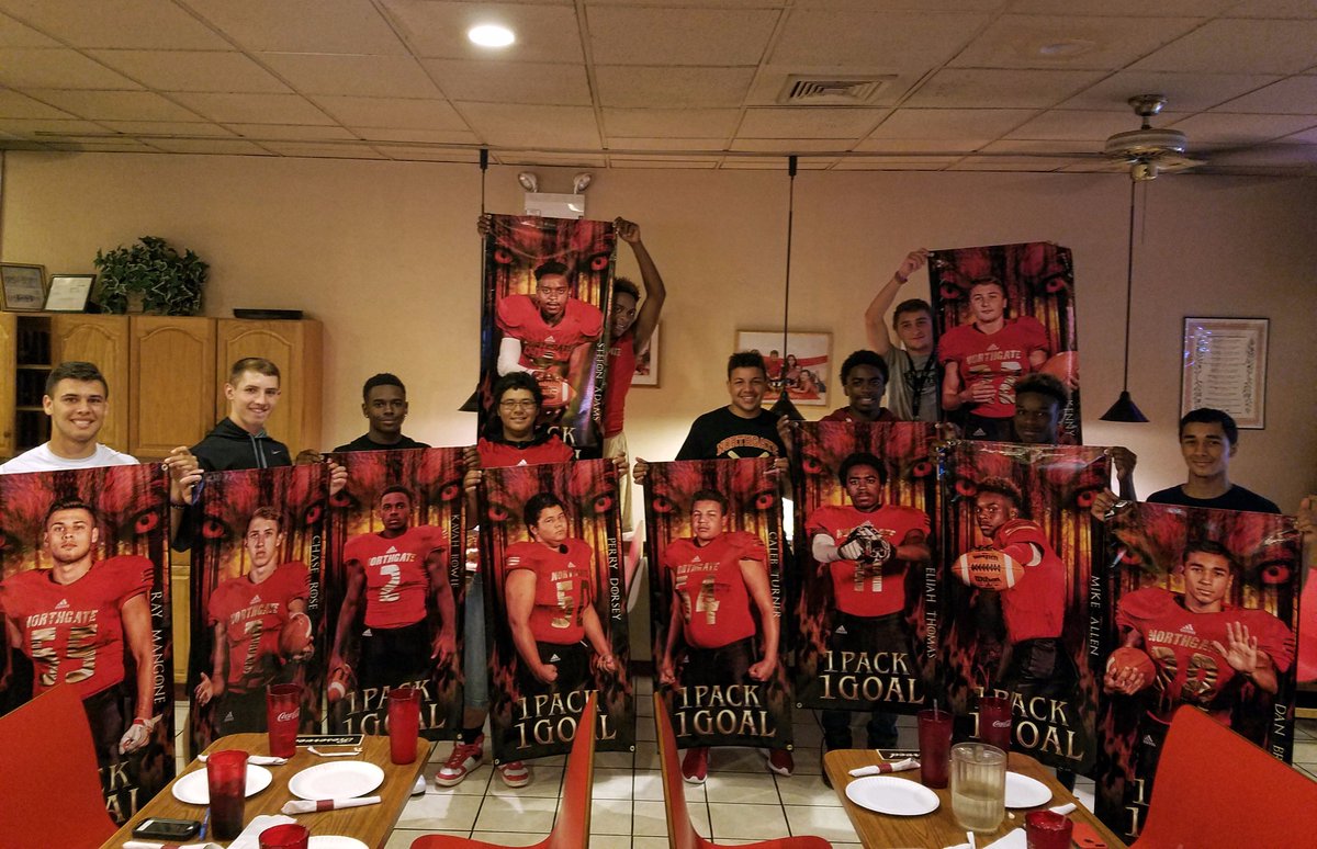 Slick6Studios's tweet photo. I think it's safe to say that the @northgateflames love their banners!! Now go beat OLSH tomorrow! #wpial #PIAA https://t.co/W3YchXKVeQ