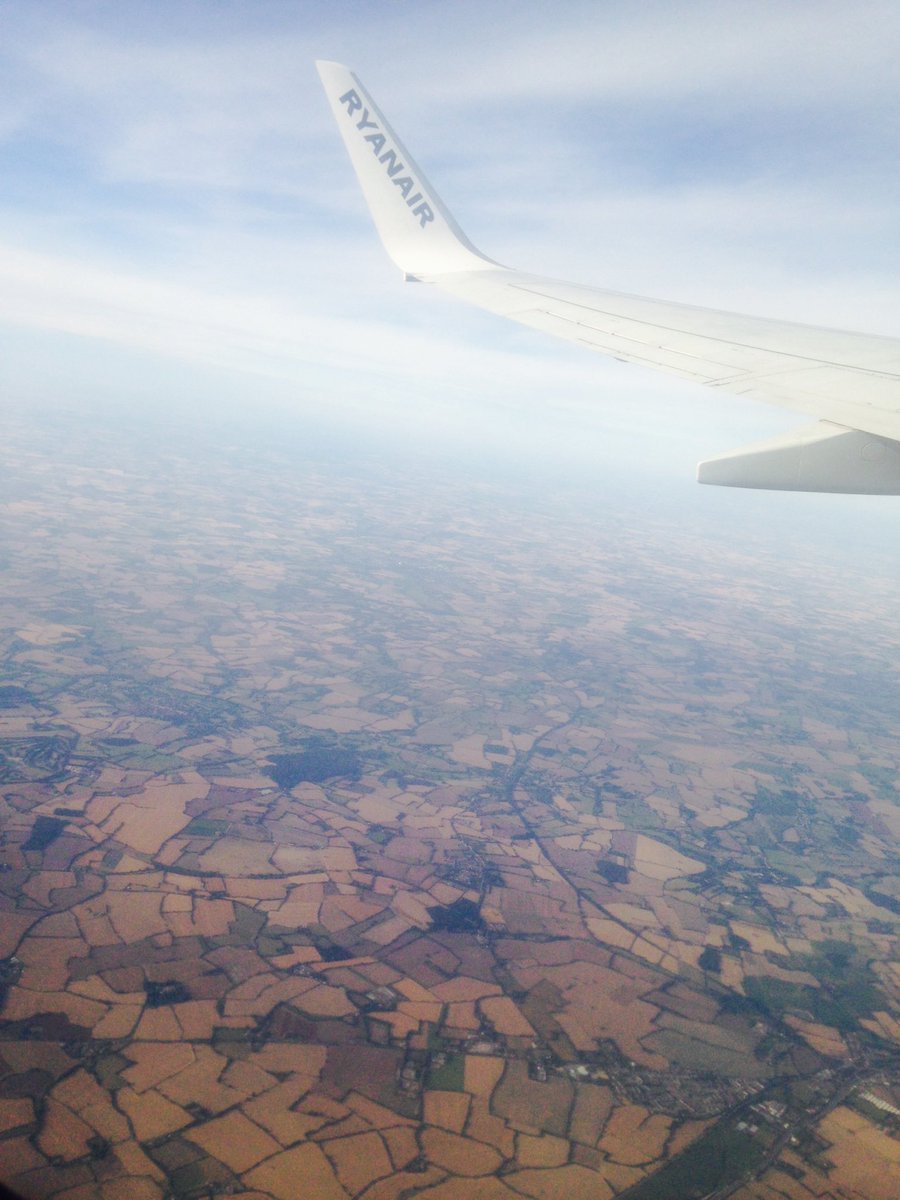 mckjvmc's tweet photo. Good bye England lol #ldn #cyp #kjv #beachlife https://t.co/O3Z8b41j4W