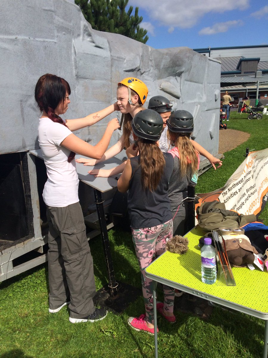 MobileCaving's tweet image. Funday at @PlattBridgeCC for their funday with #cave #archery @MountainMonkeys #wigan