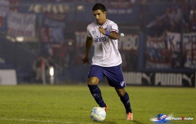 Rodrigo Amaral fue presentado como nuevo jugador de Plaza Colonia para la  temporada 2023