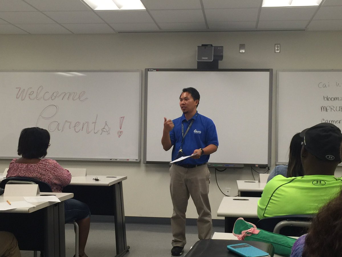 Welcome to Honors Biology! #BackToSchoolNight <a href="/AHS_OwlsNest/">AHS @ PGCC</a> <a href="/AHS_OwlsNest/">AHS @ PGCC</a>