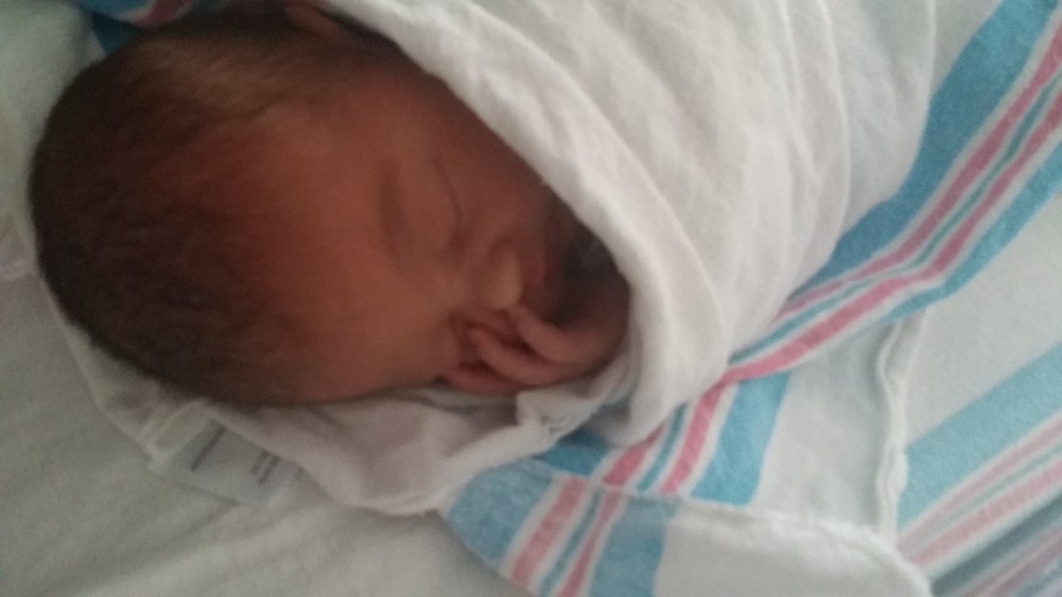 Alcimus_Mentors's tweet image. These are the moments; Meet Savannah Rose, born 8/31/16 1626 8lbs 4.6 oz #Keefer #love @SVMC
