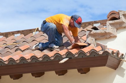 Four Tips to Avoid Roof Repair Scam scarlettmorgan.withknown.com/2016/four-tips…
#roofingtips #roofrepair #roofingscam