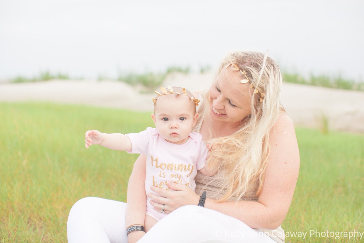Perfect light and a gorgeous mommy and daughter! #Charleston #beachlife #charlestonphotographer