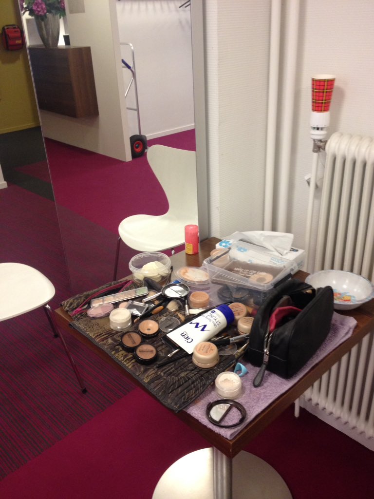 Was een leuke dag met <a href="/SetVexy/">Set Vexy Productions</a> <a href="/bottles_oflove/">Bottles Of Love</a> gaaf dat ik de visagie mocht doen voor de videoclip!