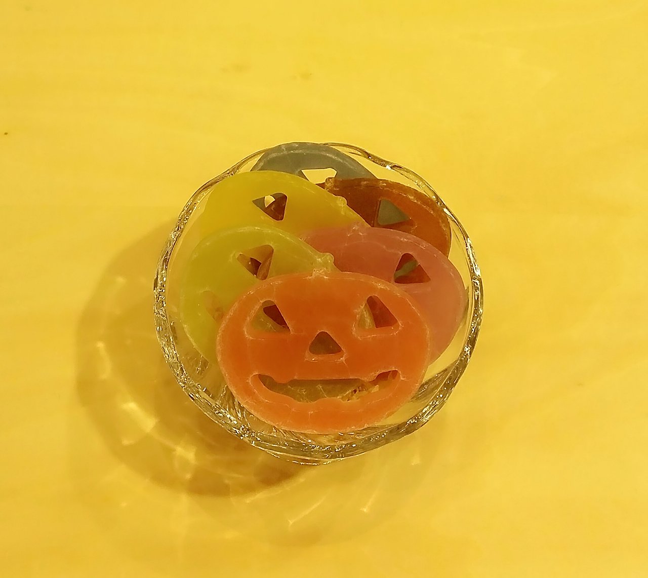 ★６箱★　グミッツェル　ヒトツブカンロ　　　　　ハロウィン 大人気の“次世代食感”『グミッツェルプチ』、“もふふわ食感