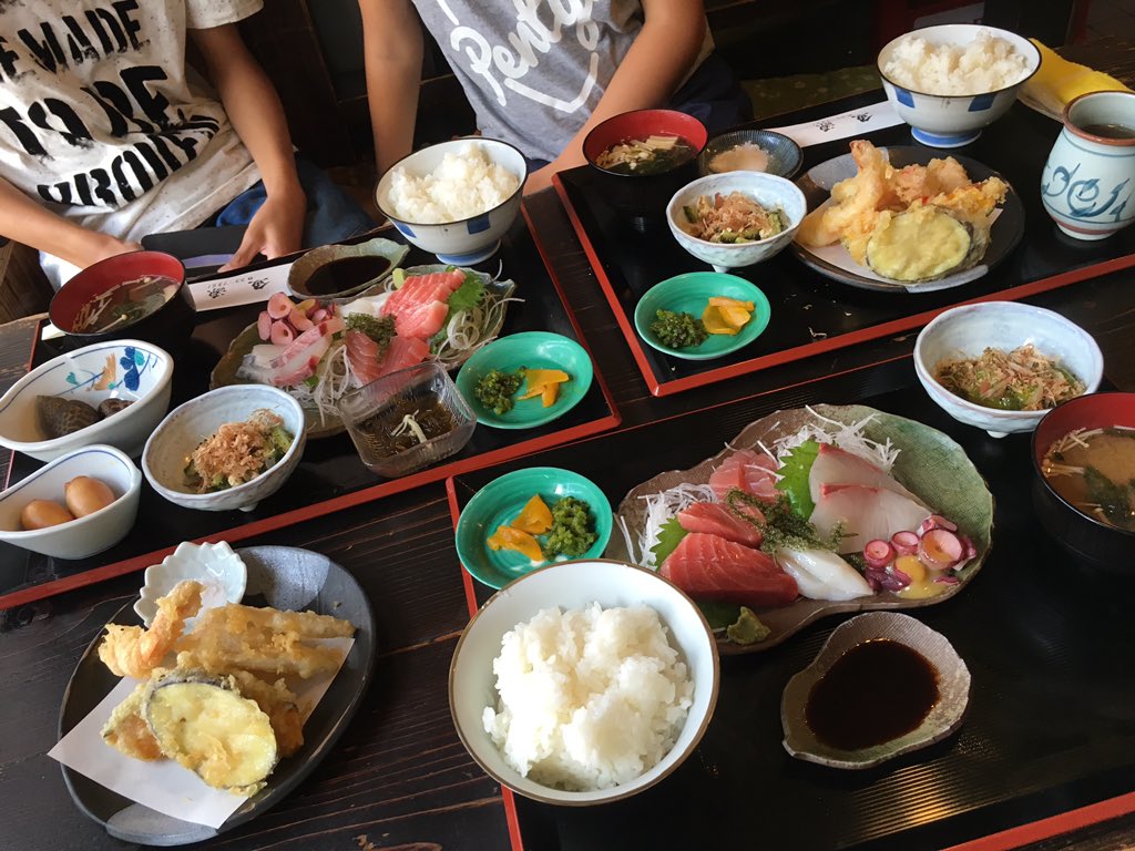 奈良ネイルサロンlaura در توییتر 奈良西大寺のご近所ランチ 西大寺ではどちらも有名店 イタリアン ヤマオカさんへはラウラスタッフ3人でミーティングランチ 魚源さんへは甥っ子姪っ子と 美味しいご飯は元気の源ですね W 奈良ランチ 西大寺ランチ