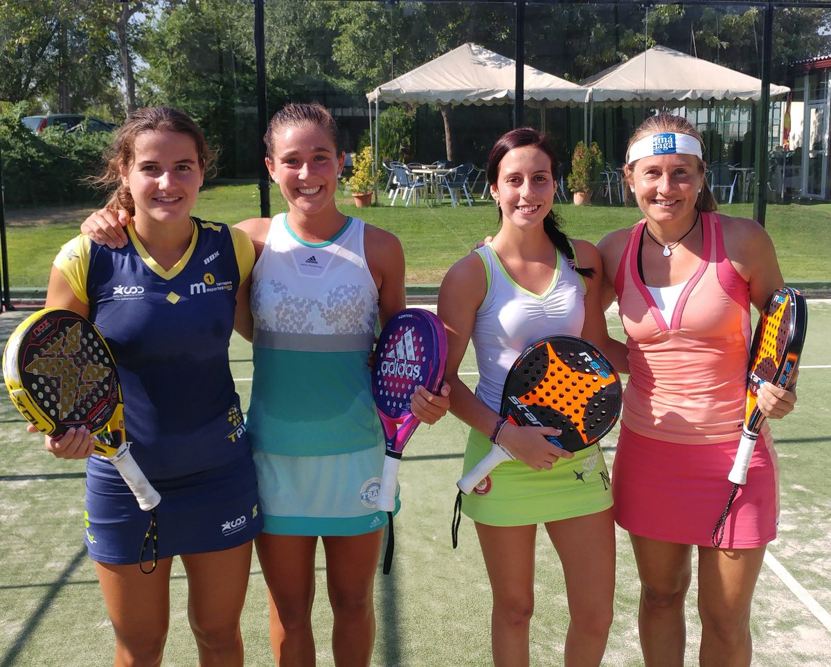 Producto español 100% aunq me sacan casi 20 años jaja buen partido entrenamiento con estas cracks Ari/Martita/Marta