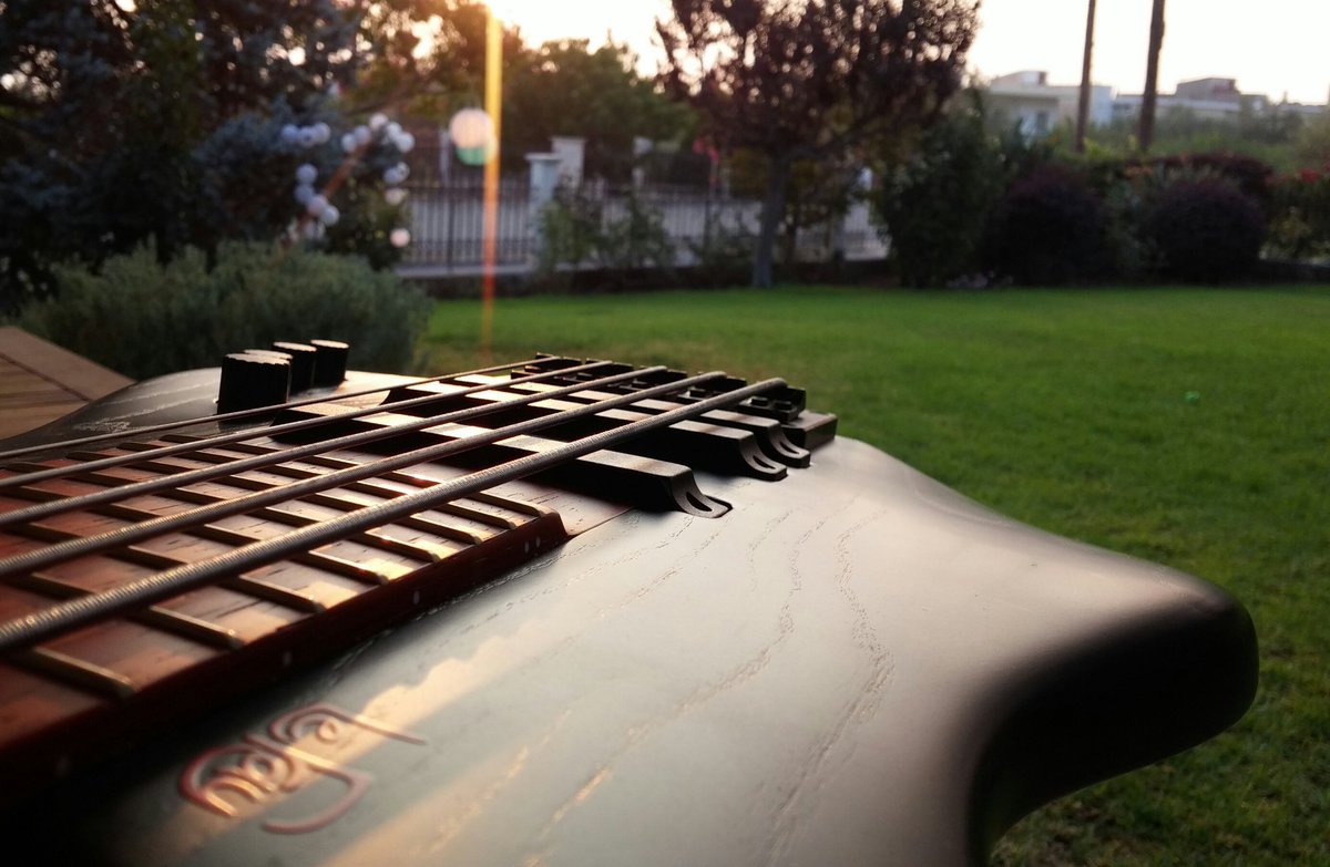 FoniasD's tweet photo. LeFaying in the dawn #herrschwarz @LeFayBasses https://t.co/lbmf7mXaol