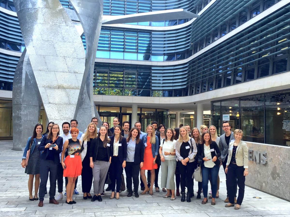 Herzlich Willkommen bei <a href="/Siemens/">Siemens</a>, liebe #30u30-Crew! Wir wünschen euch einen spannenden Workshop-Tag bei uns.