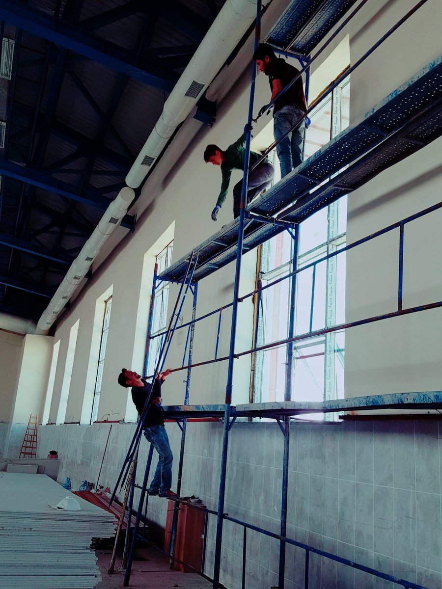 Kars ta sıpor salonu ve yüzme havzu