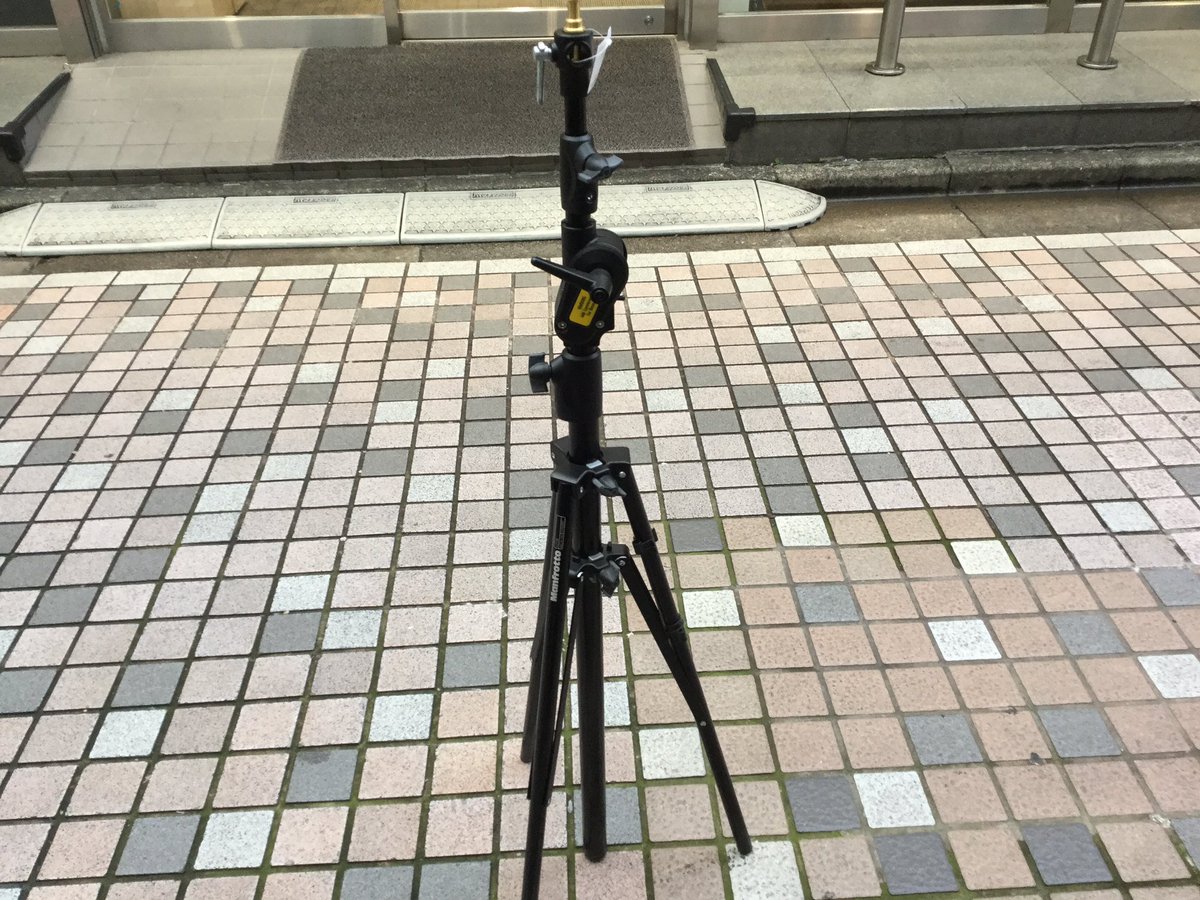 フジヤカメラ店 用品 普通のライトスタンドとしても ブームスタンドとしても使える サンドバッグ付き お料理や 俯瞰撮影や トップライトの設置にも 中古用品 マンフロット 4b ブームスタンド Ab ランク 18 360税込