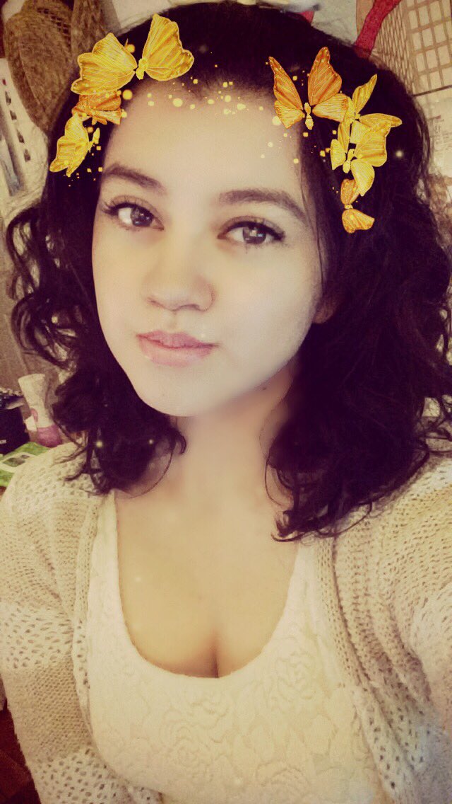 LifeKCG's tweet image. Stay happy. 😘😉