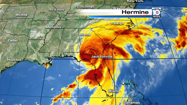 Hermine made landfall as a hurricane last night near St. Marks, it has now been weakend to a Tropical Storm. https://t.co/8GcW3unOmB