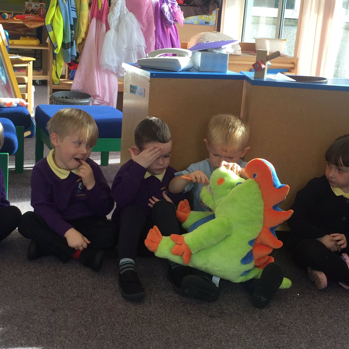netherweans's tweet image. The AM children practiced brushing Elvis&apos;s teeth #effectivecontributors #learningroutines