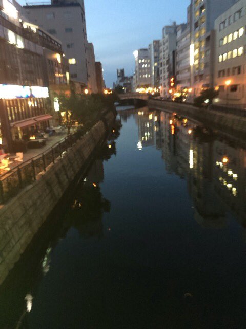 Sura 名古屋駅から徒歩にある納屋橋という橋に来ました ここはポケストップが4つありミニリュウが出るらしいというポケモンgo地帯です 誰か来ましょう T Co Nnmtbw903e Twitter