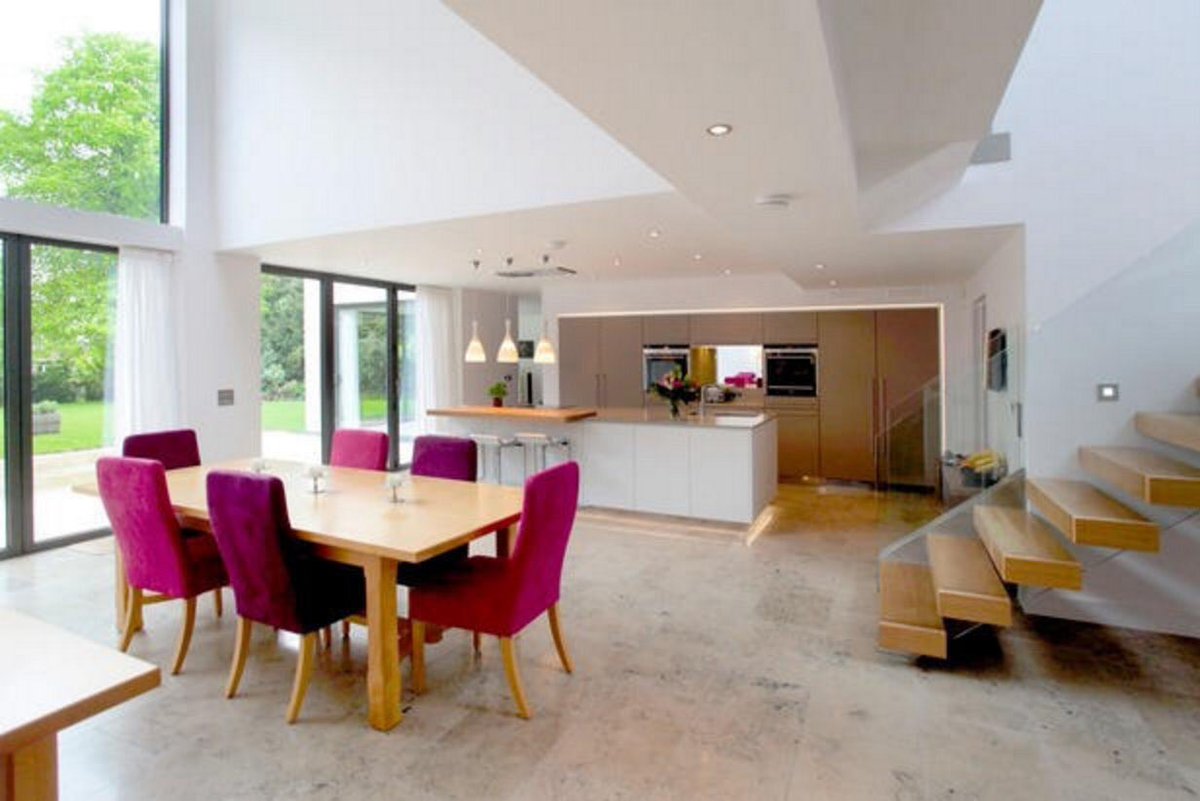 Marcus Rashford's just bought this brand new £800k house for his family. 

He's 18. Just let that sink in.