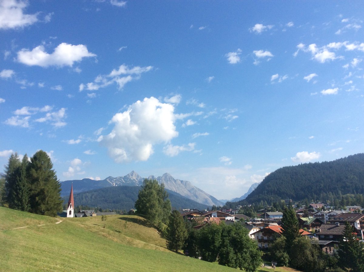 seefeld_sun's tweet photo. You get that Friday feeling everyday here in Seefeld #fridayvibes #seefeld https://t.co/EMGmLj0D5L