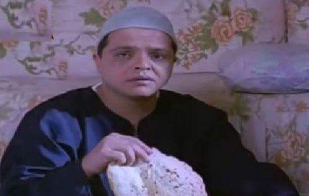 -طابخه لينا ايه النهاردا يا مامااا ؟
=كوووسه