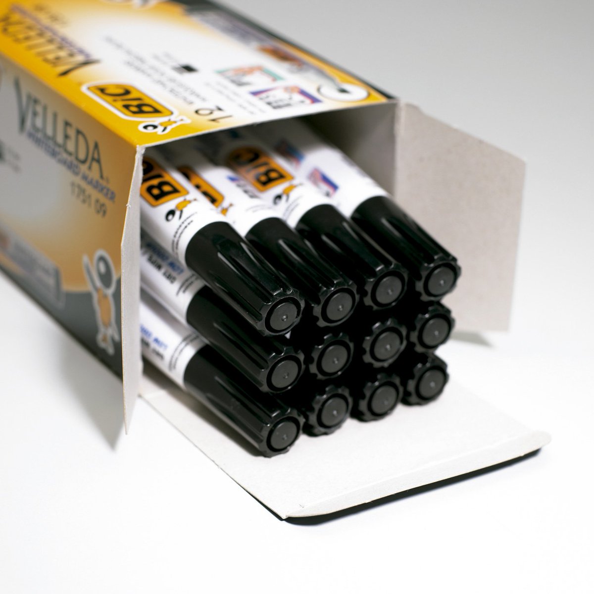 PSisplamo's tweet image. Una pizarra no es una pizarra si no se puede utilizar. ¡Sácale provecho con nuestros accesorios!