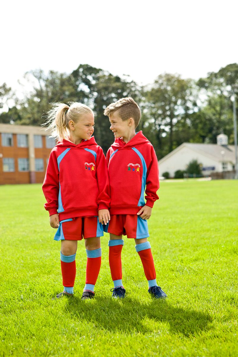 AKOA_SPORT's tweet photo. #Design your Kit within minutes with @AKOA_SPORT #backtoschool #bespoke #PE #uniquekit https://t.co/9nTRlDcIet