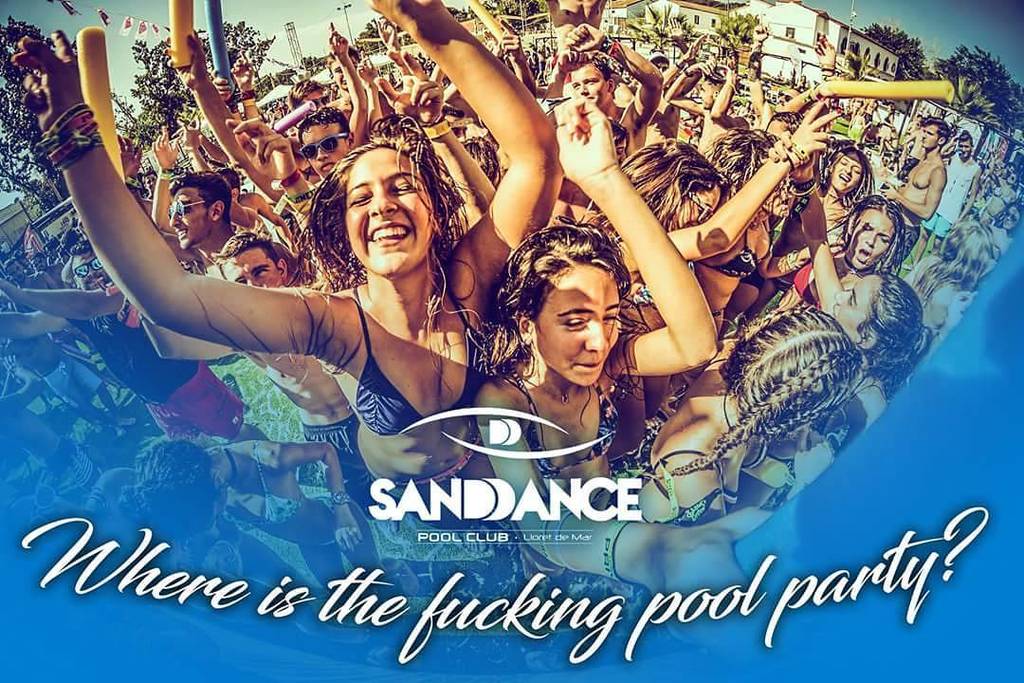sanddancelloret's tweet photo. Weekend is close and the feels are real! β€οΈ #sanddancelloret #poolparty #foamparty #champagneparty #beachsports #suβ¦ https://t.co/NaXHyHhCrp