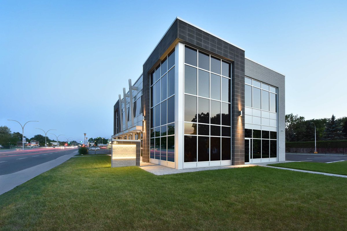 Nouvelles photos du Centre Professionnel Des Sources module.ca/portfolio/cent… #ddo #mtl #building #construction