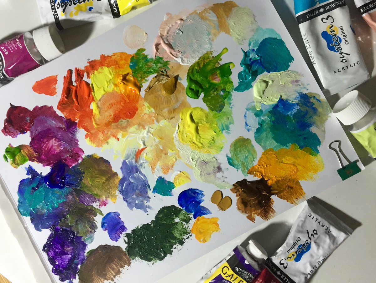 kristelpillkahn's tweet photo. Still working on my jellyfish painting. Messy #palette today π¨ #art #colourful #messystuff #artist https://t.co/f8THH9r372
