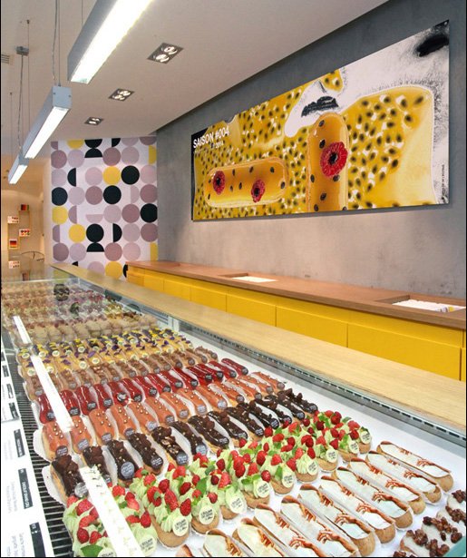 Numéro 1 de notre Top 5 monoproduit: les éclairs de Christophe Adam à l'Eclair de Génie (14 rue Pavée, 4e).