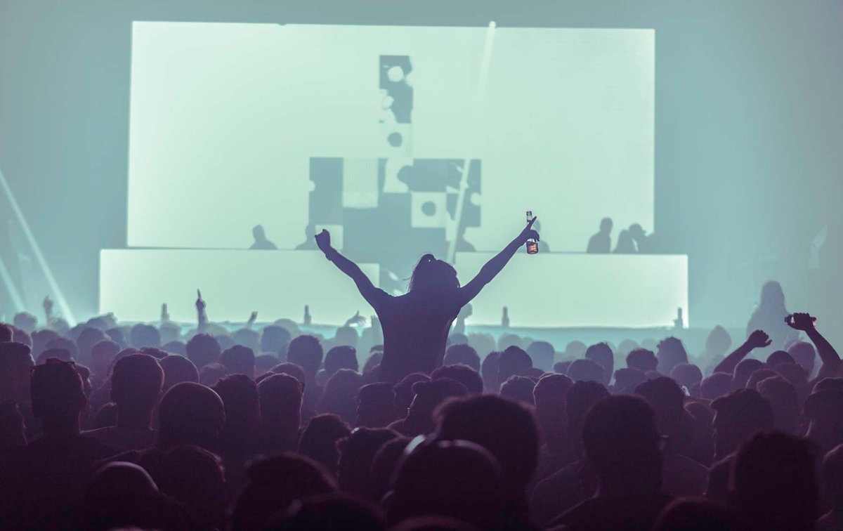 UltraVie's tweet photo. The Social Festival and Guy Gerber are coming your way! https://t.co/rEUqgIde4F #London #FridayFeeling https://t.co/G6PbnyLstJ
