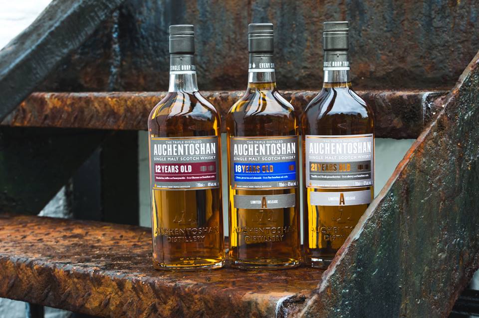 ROSE PETALS, PEOPLE! in "Of Course I’m Having Scotch in Scotland" #glasgow #scotch #tea #gin bit.ly/GlsgOw