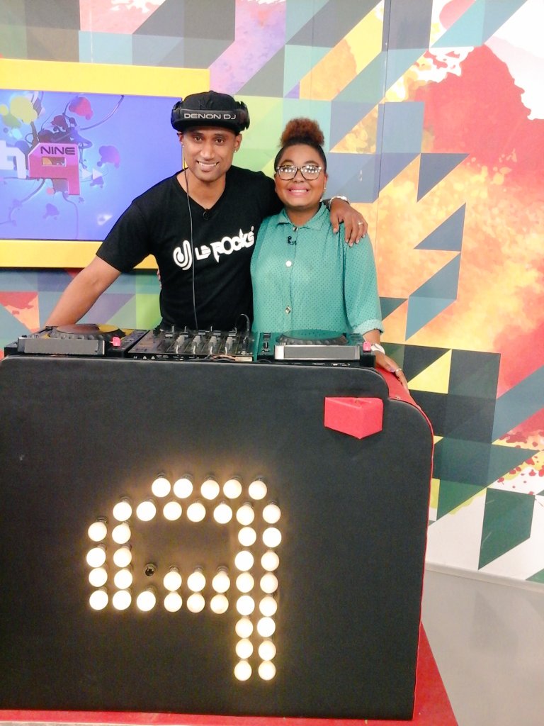 hecticnine9's tweet photo. Today's #MusicFriday brought to you by #HYPEDJ @DJ_Le_Rocks! Dedicate hid tracks to your Besties with #MusicFriday! https://t.co/eCe9lKYmsR