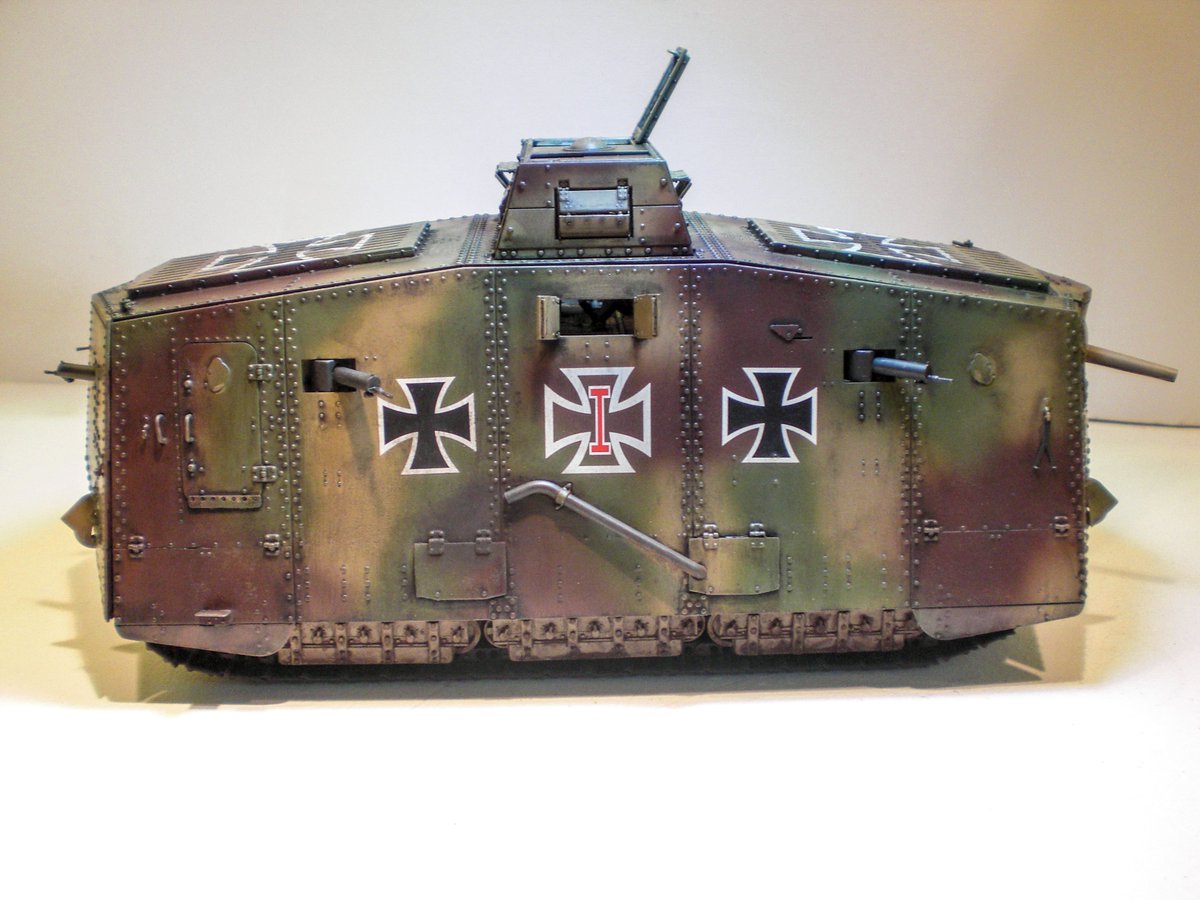 zb00p's tweet photo. #Meng #A7V #Sturmpanzer #Schnuck #modelkit #scalemodel. More photos on https://t.co/9yGCvhUfaG #ca_armour_models https://t.co/Osfg3arbrW