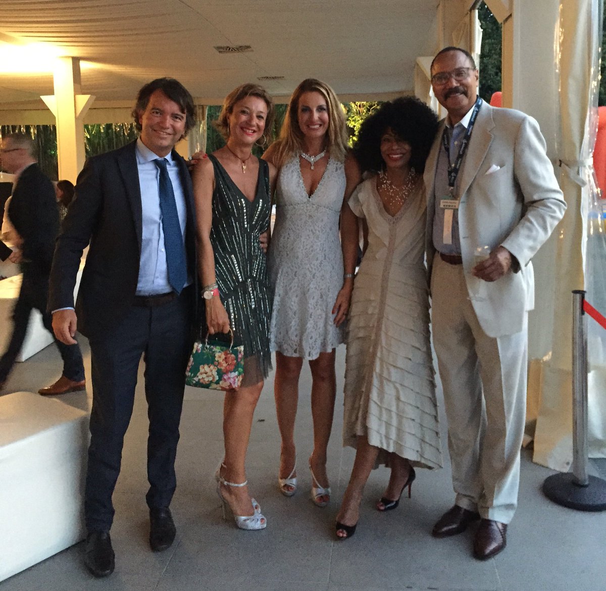 doctorsequipe's tweet photo. The party at Fairmont Hotel with #5ContinentCongress in #Barcelona.
Dr. #Goisis and collegues #Fatgrafting #5cc https://t.co/wj6kpSch7w