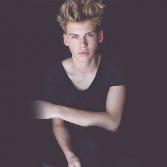 Bengtty's tweet image. 『Give me the greenlight, cause I'm ready to go.』