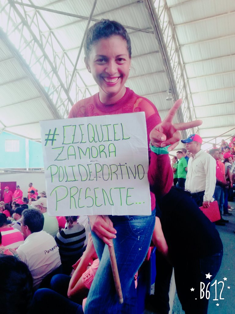 AvvEzequielZamo's tweet photo. Avv. Ezequiel Zamora Polideportivo en el tomas Montilla apoyando a nuestro Presidente y a nuestro Gobernador https://t.co/X7KZTKhcRJ
