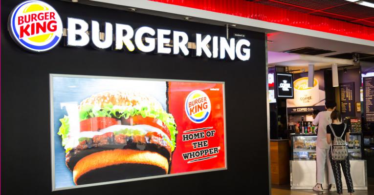On connaît la date d'ouverture du premier <a href="/BurgerkingBEL/">Burger King België</a> en #Belgique! #burger flair.be/fr/home-sortie…