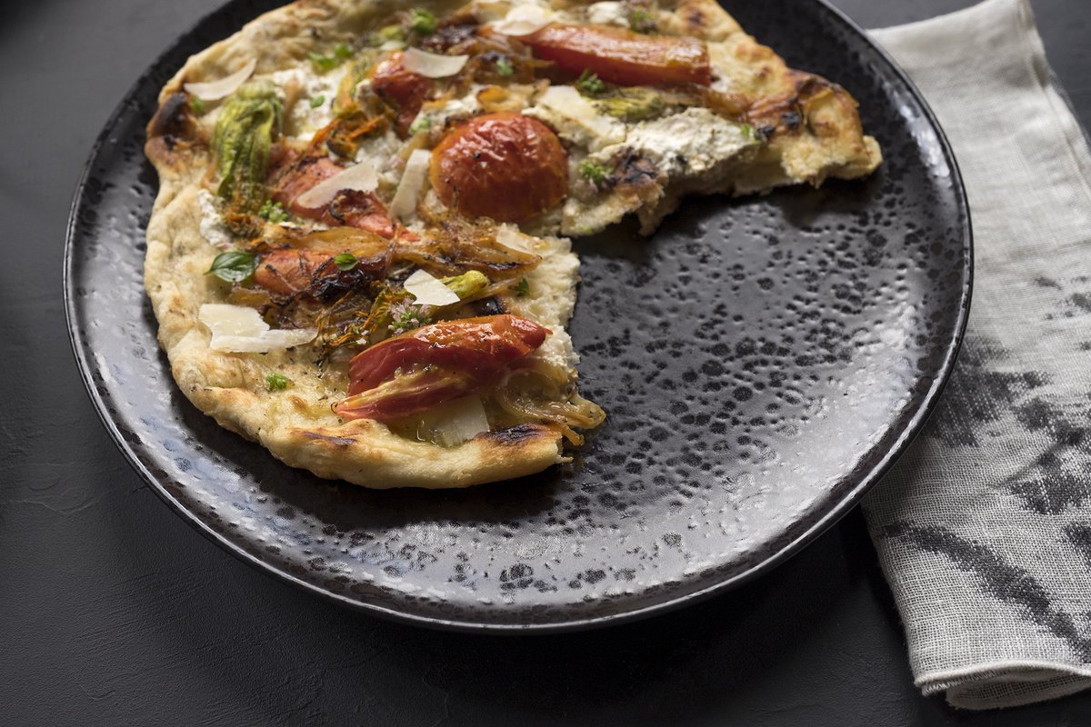 We love (PIZZA EMOJI) #lobjet #alchimieblack