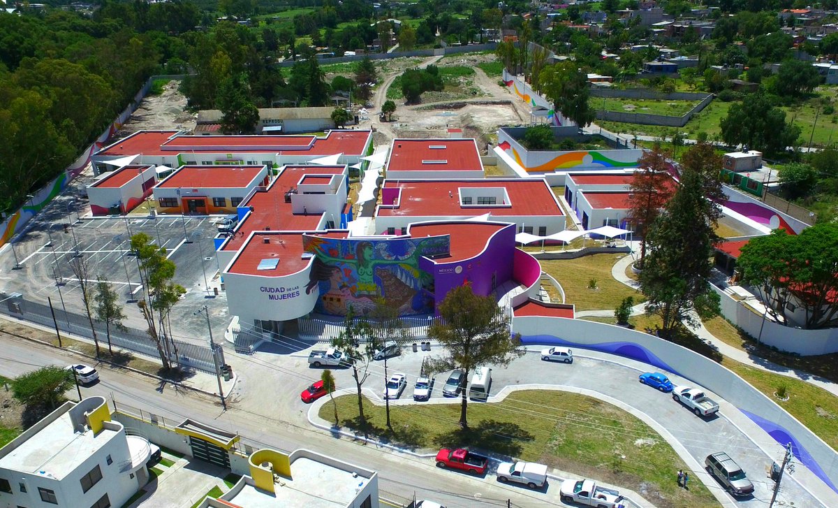 FMT_Staff's tweet photo. #CiudadDeLasMujeres #Tepejidelrío inversión aproximada 90 millones d pesos @gobmx @EPN @gobiernohidalgo @Paco_Olvera https://t.co/pNswpiLcAA