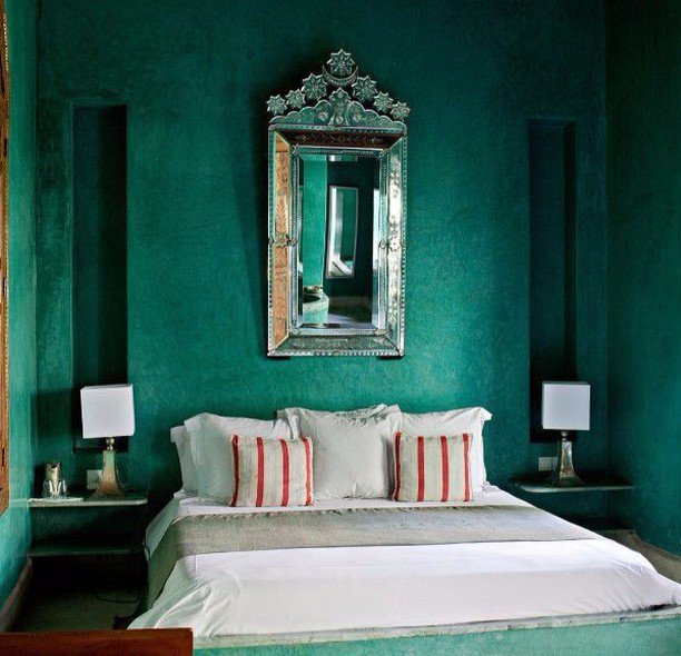 InteriorLonging's tweet photo. This emerald green is soooooooooo rich #interiordesign #interiorstyling  #interiordecor  #instadecor #interior4all … https://t.co/0RJKDzOoji